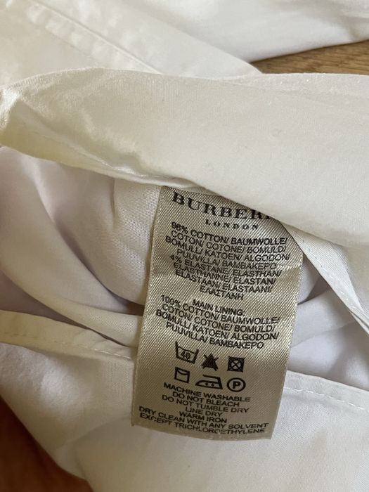 Оригінальна сорочка від бренду Burberry