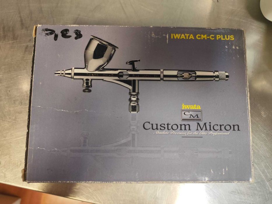 Aerógrafo Iwata Custom Micron CM-C Plus