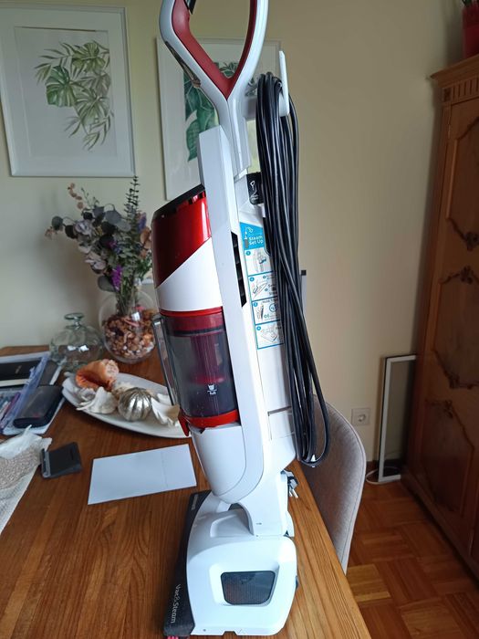 Aspirador 2 em 1, sistema vac&Steam da Bissell