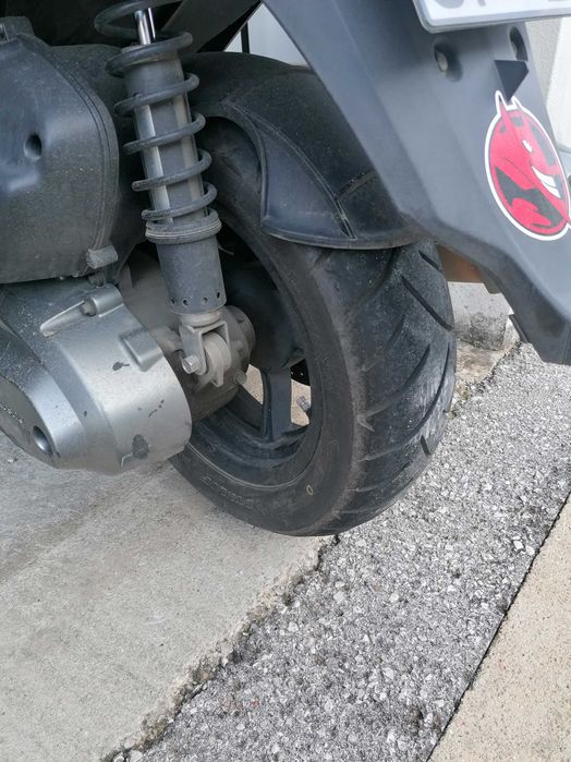 Kawasaki J300 edição especial