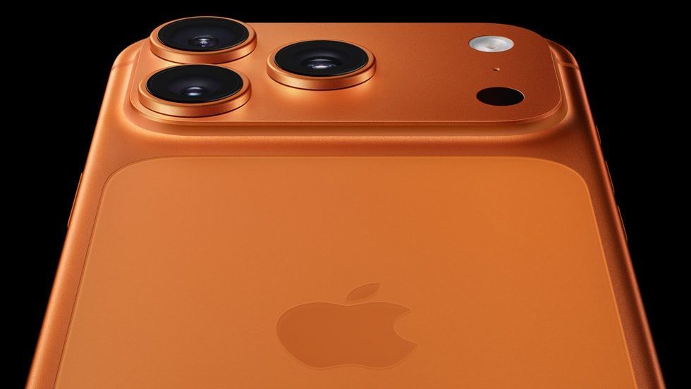 iPhone 17 Pro orange