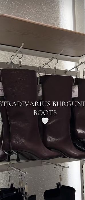 Чоботи на підборах Stradivarius