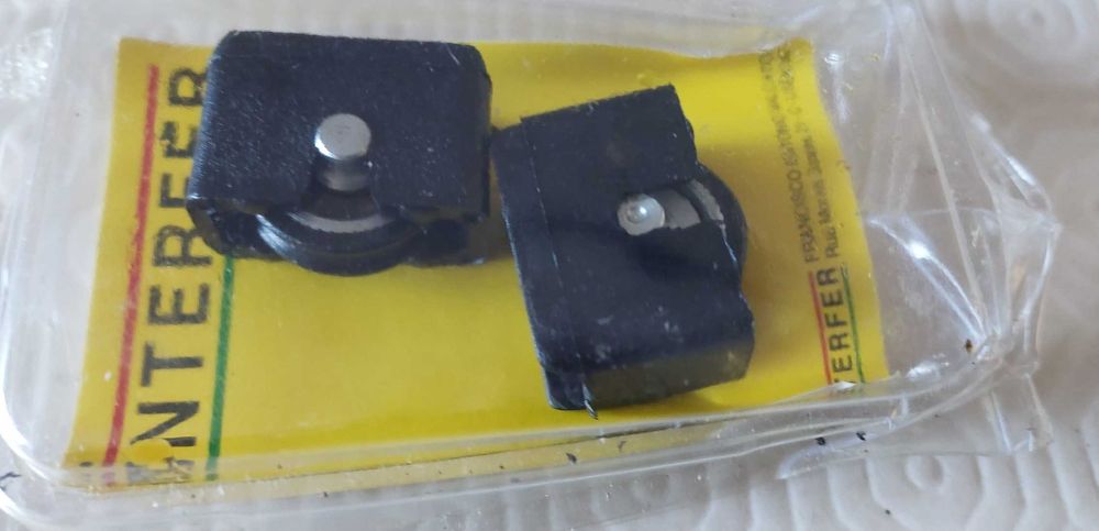 Roleto P/ Portas  Alum. S/  Encaixe (novas)