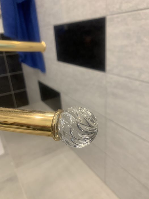 Стойка для туалета