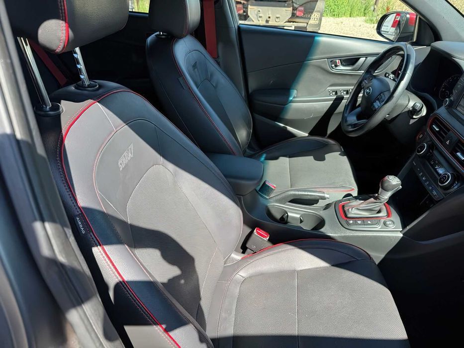 Hyundai Kona      2018