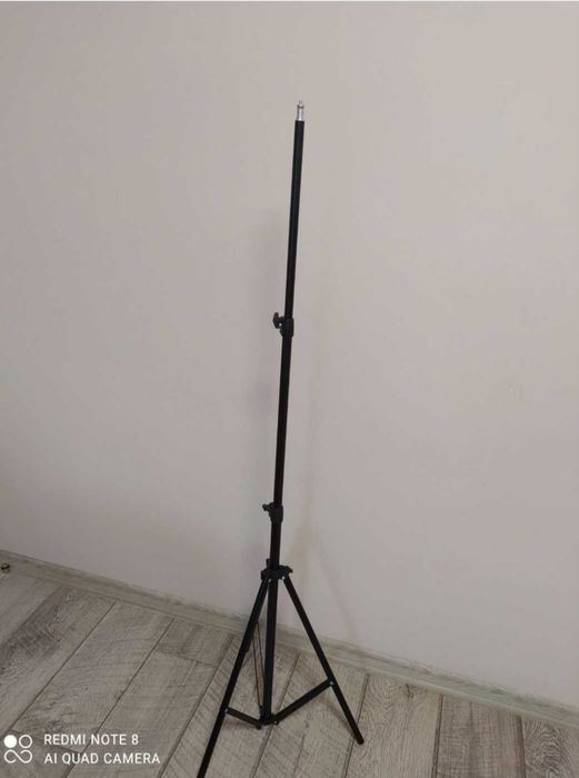 Штатив трипод тринога.штатив 3110.на выбор