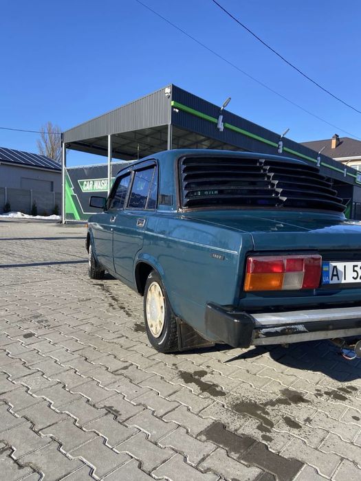 Продам ваз 2105.