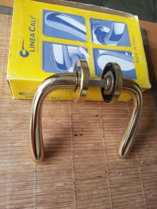 Ручки дверные(пара)Linea cali garda, полированная латунь,Италия ,новые