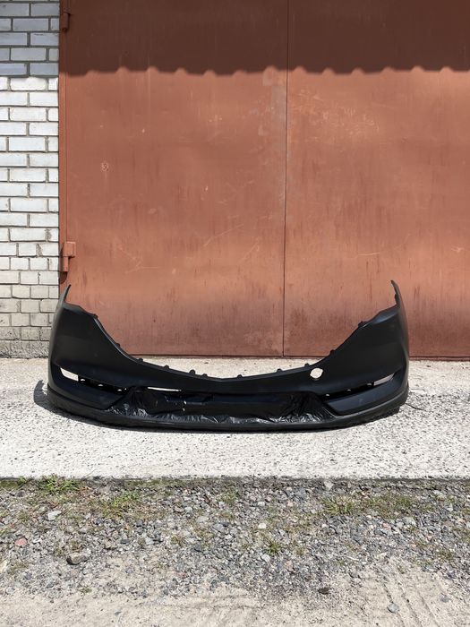 Передний бампер Mazda CX-5 17-, в наличии Киев.