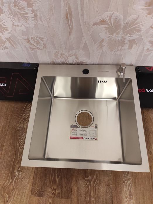 Акция-27% ! кухонные мойки 50*50 -3 mm.Handmade фирмы Platinum Valeso