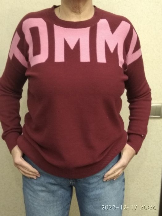 Жіночий  джемпер відомого бренда Tommy Hilfiger