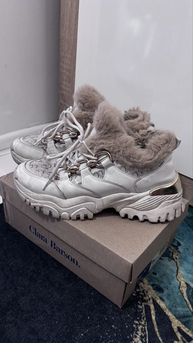 Buty z futerkiem