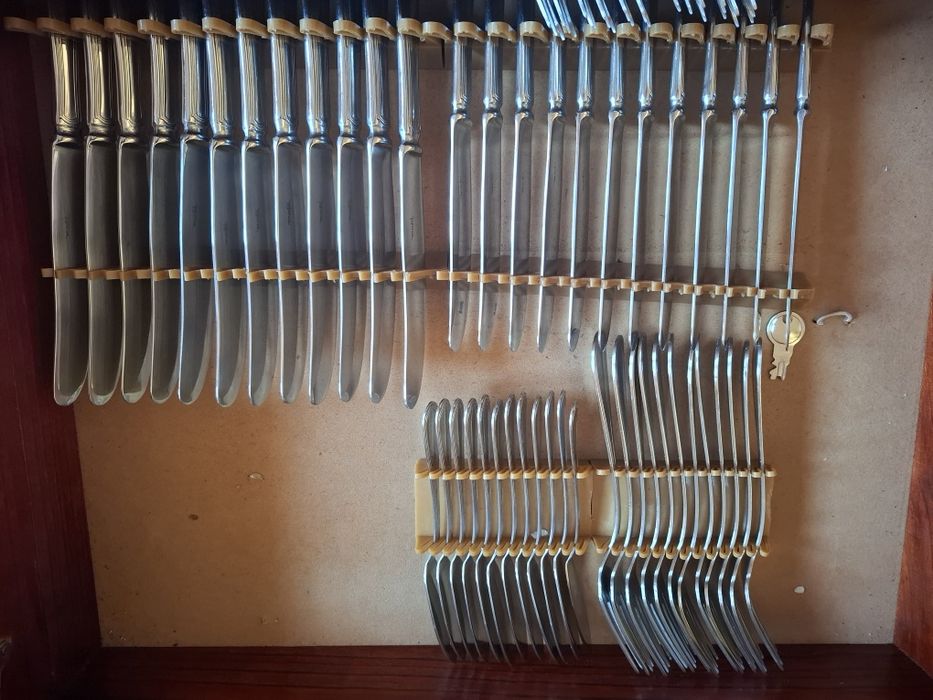 Faqueiro Mafil inox 1810 154 peças