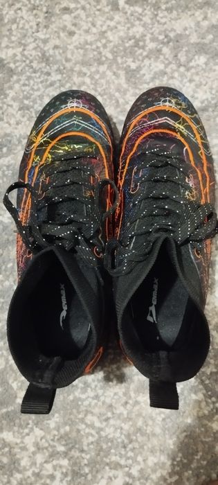 Сороконожки, взуття для футболу