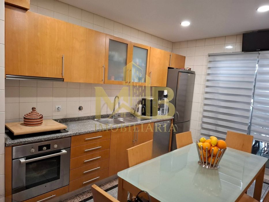 Apartamento T3 Paço Sousa