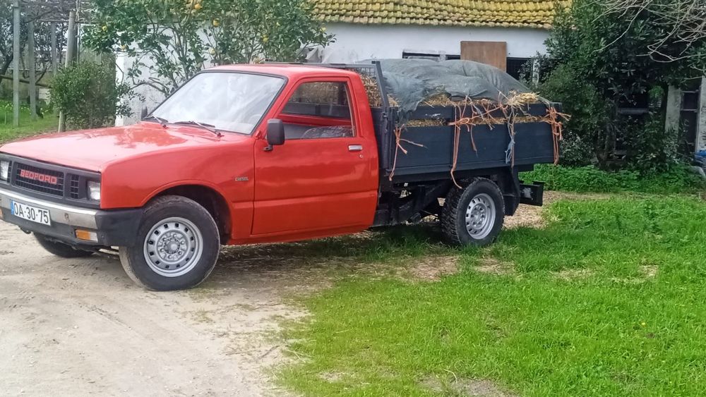 Carrinha de caixa aberta