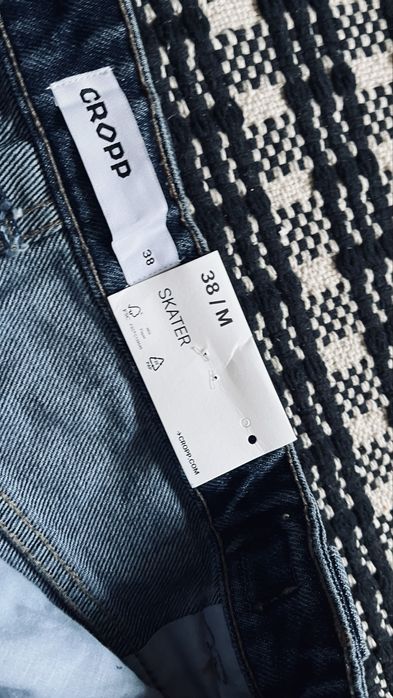 Cropp nowe rozmiar 38 M skater ballon