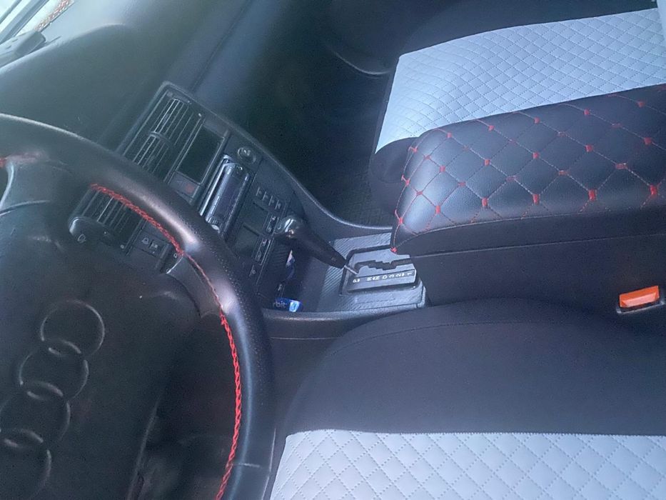 Audi 100 1994 VIN WAUZZZ4AZRN010161 фото оголошення 8 з 8