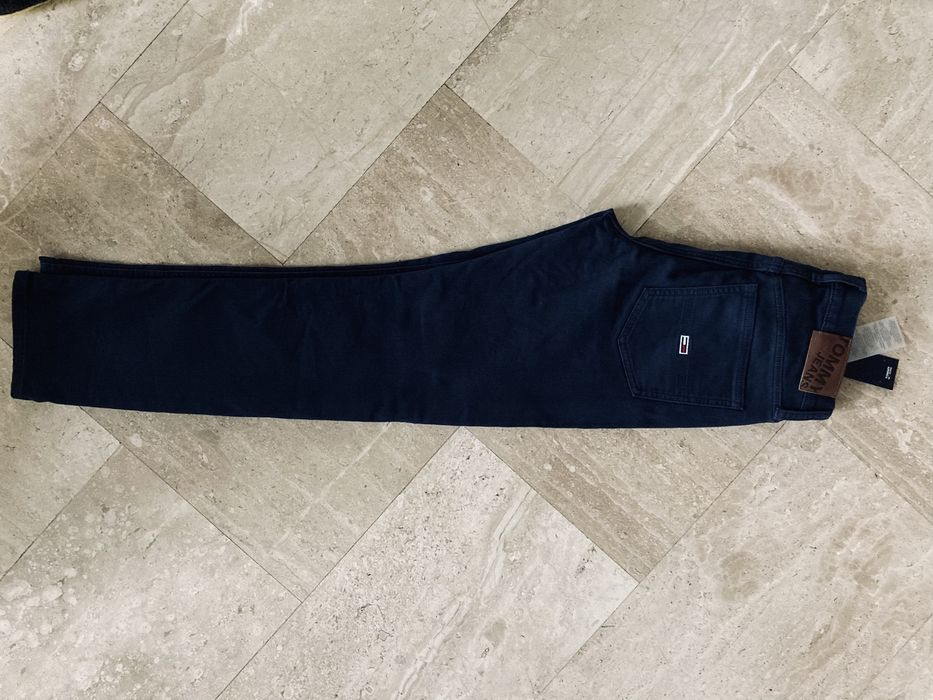 Męskie spodnie jeansy Tommy Hilfiger W28/L 30 nowe
