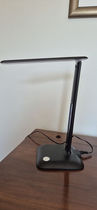 Cadeeiro de mesa preto LED