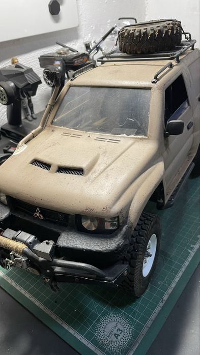 RC Scx10 Mitsubishi Pajero