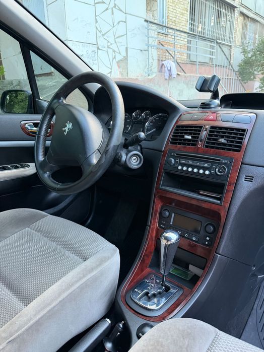 Продам Peugeot 207 2006 2.0