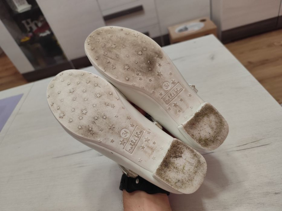 Buty komunijne jak nowe Nelli Blu 34 lakierki Chorzów