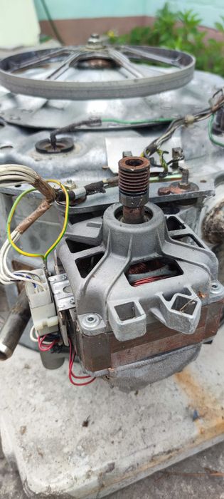 Двигун від пральної машини Candy C5.105  XT