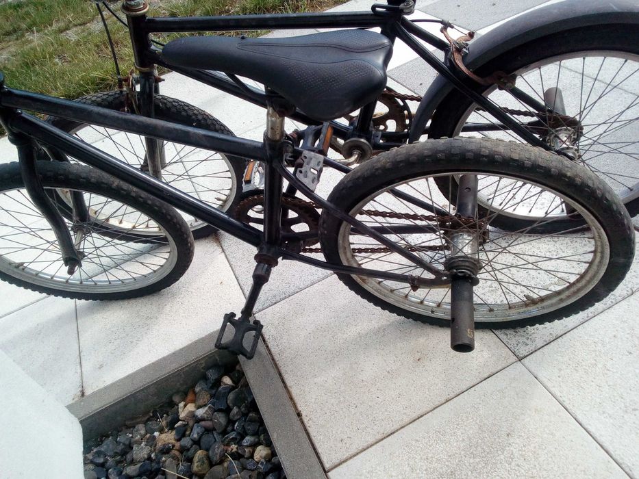 Rowery typu BMX 2 sztuki do naprawy lub na części