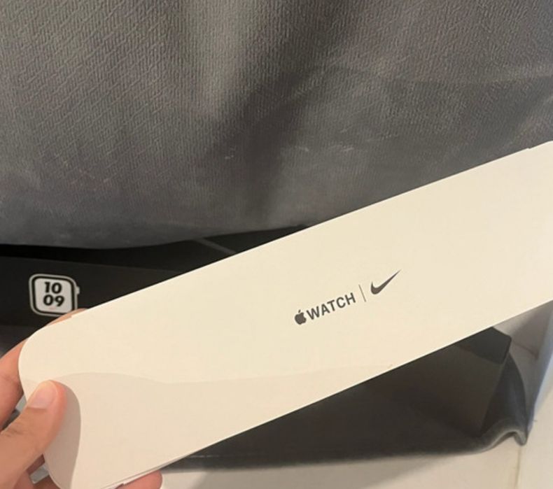 Apple watch SE Nike collaboration 40mm