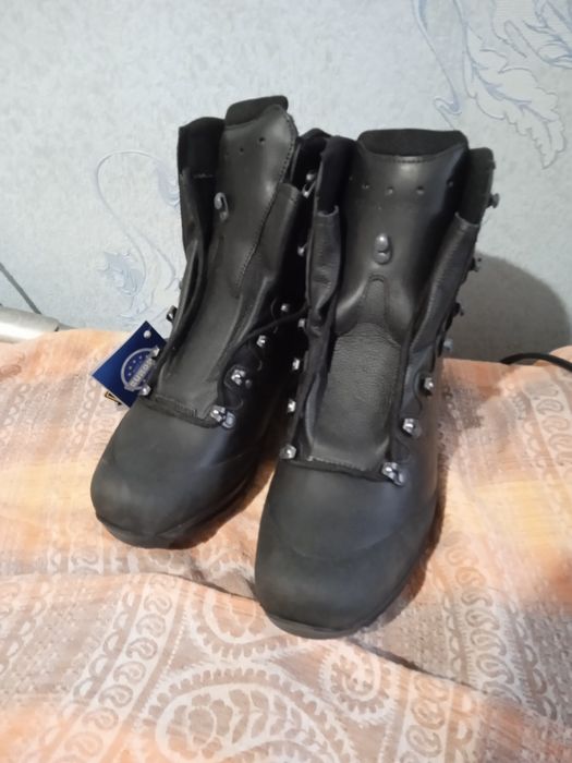 Берци ботинки зимові нові