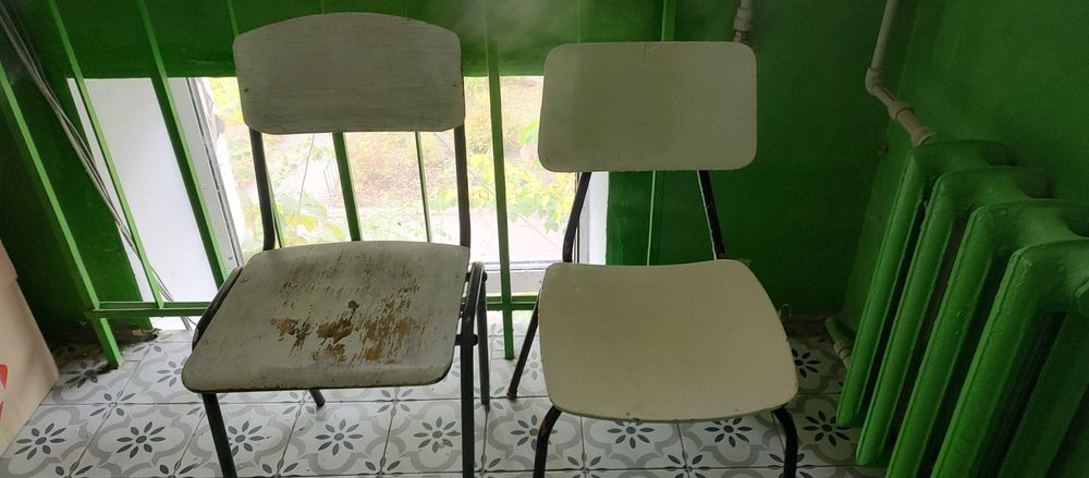 Стулья деревянные 2шт.