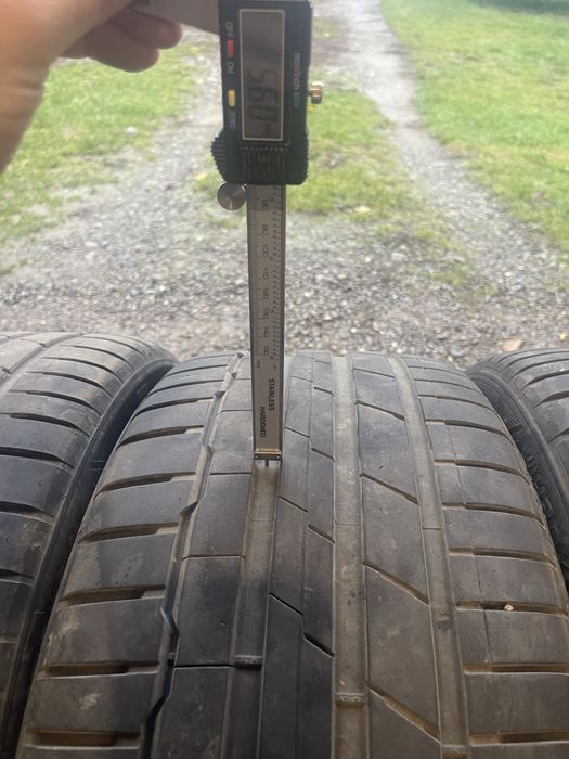 Шини Hankook 255/40 R19. Hankook