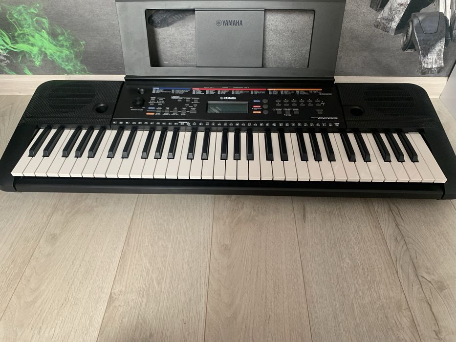 Синтезатор Yamaha psr-E263