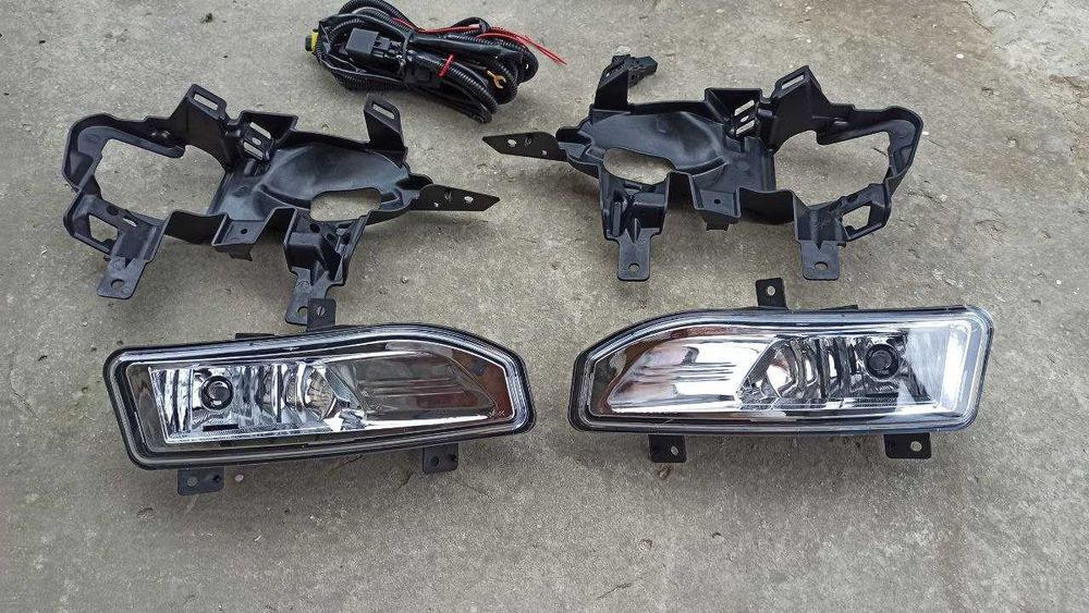 Протитуманні фари права ліва Nissan qashqai j11 рестайлинг Rogue Sport