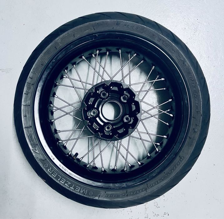 Pneus & Jantes BMW Raios R NineT, R 1200 R, …// R 17x5,5 & 17x3,5 FR