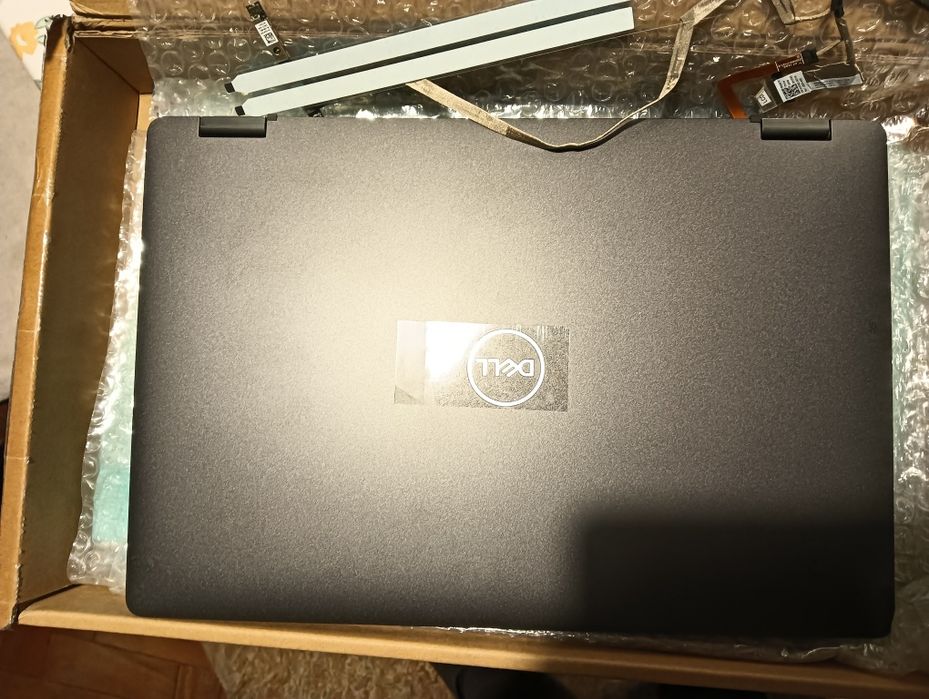 Dell 5300 2-in-1 para peças/arranjo