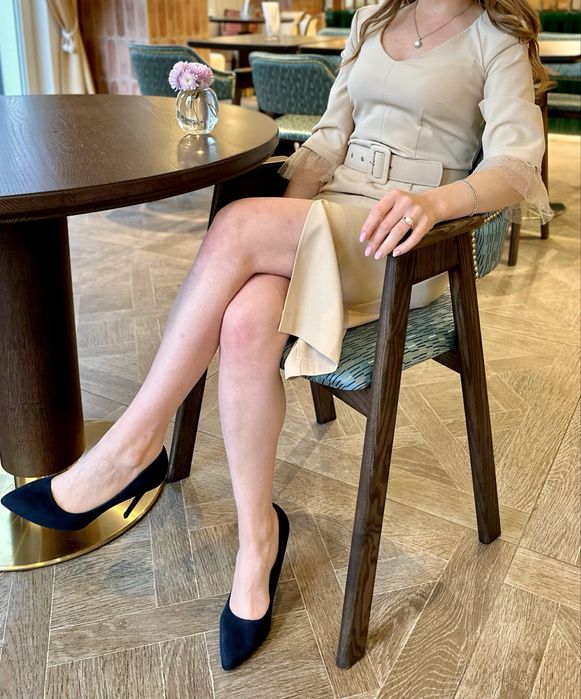 Красива жіноча сукня, 42 розміру