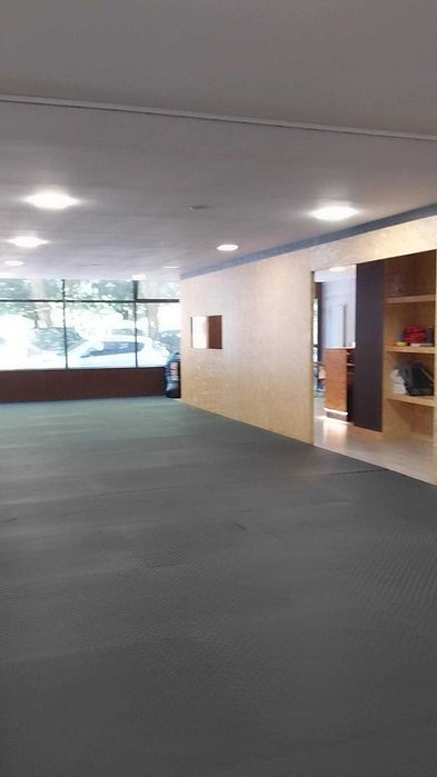 LOJA DE 190m² COM CONDIÇÕES ESPECIAIS (Junto ao Braga Parque)