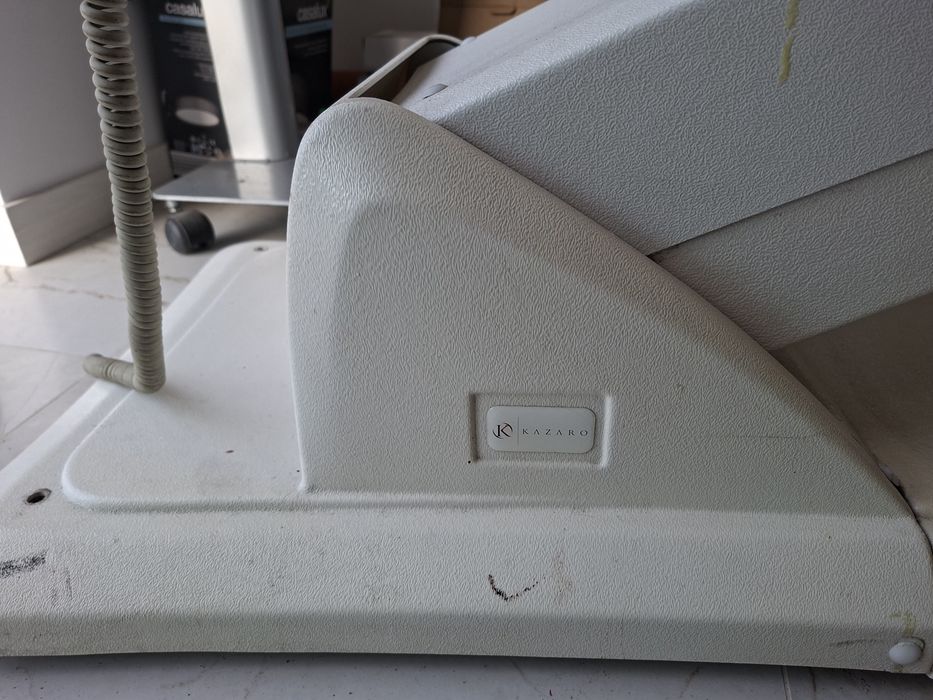Fotel kosmetyczny elektryczny Kazaro