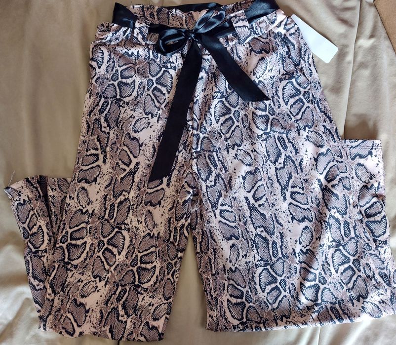 Calças pantalonas 38/40