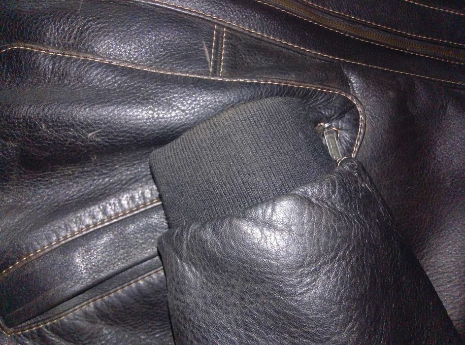 Удобная мужская куртка.