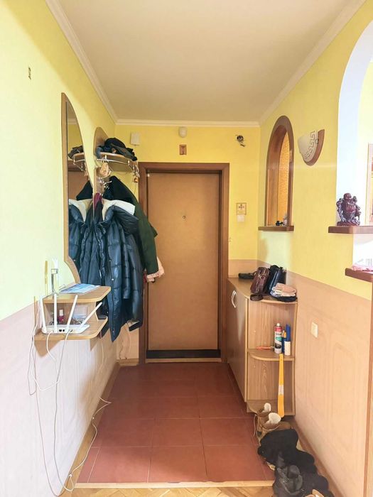 Продаж 3-кім квартири Митниця, вул. Нижня Горова