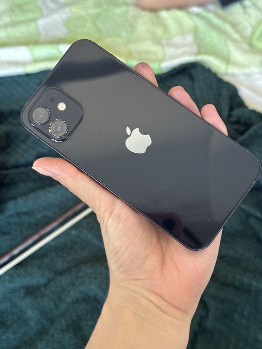 iPhone 12, 64 Gb, хороший стан телефону