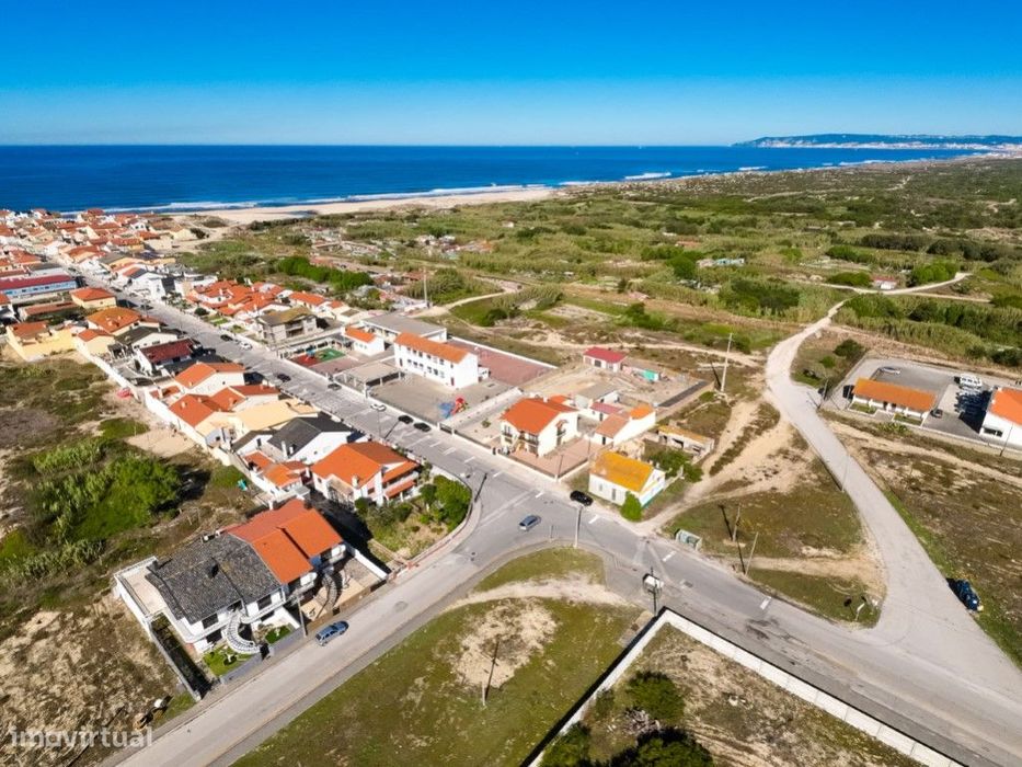 Moradia T6 a 400m da Praia da Leirosa - Excelente Oportunidade de I...