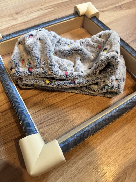 Rama Punch Needle monks cloth zweigart