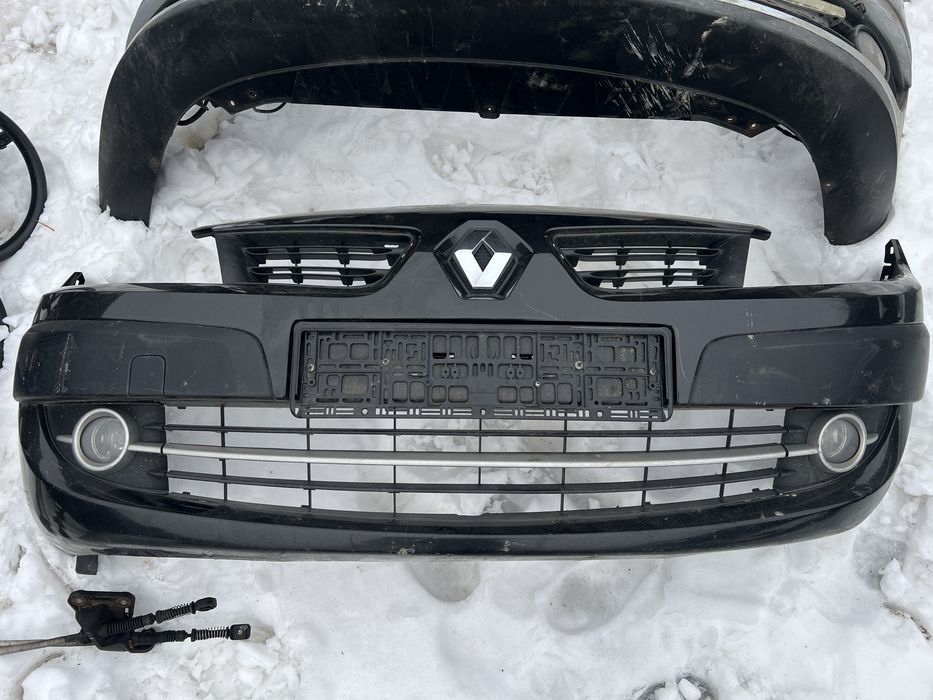 Бампер передній Renault Scenic 2 Рено Сценік 2