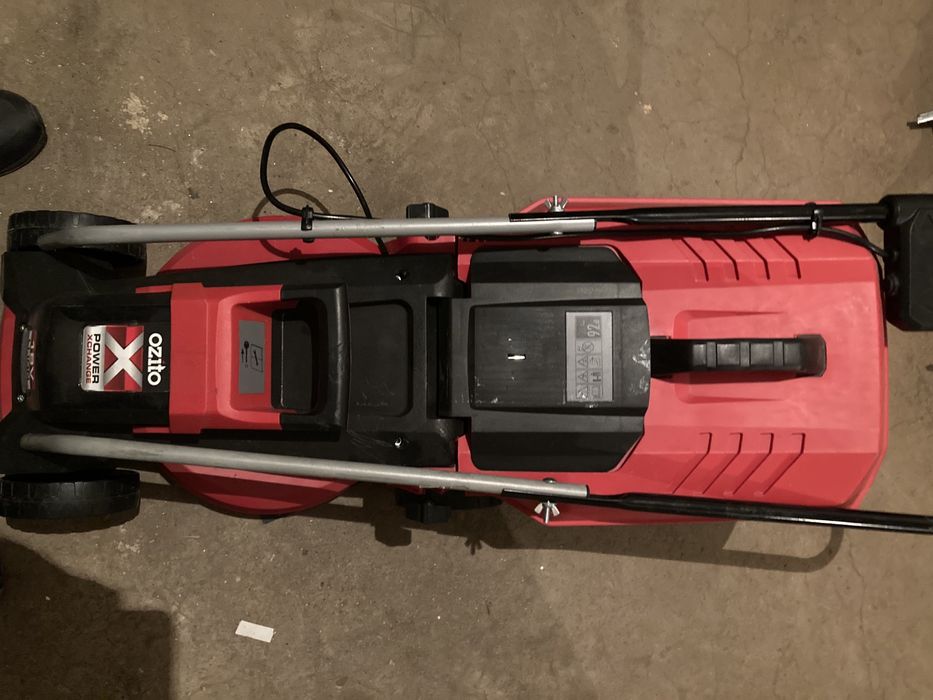 Акумуляторна газонокосарка Einhell