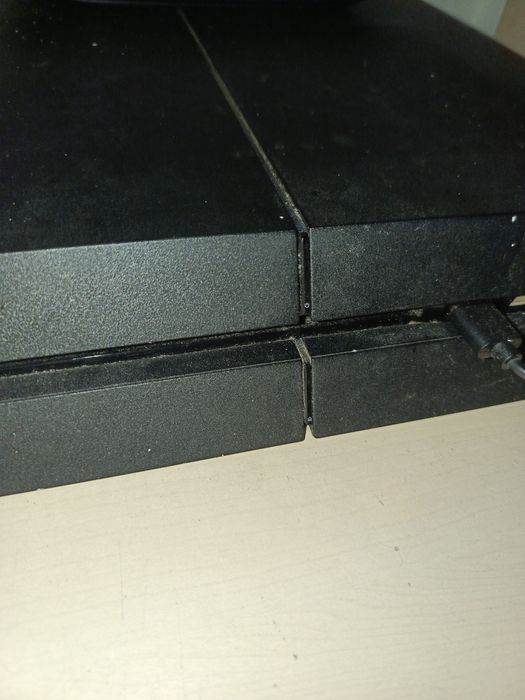 Ps4 Fat com 2 jogos
