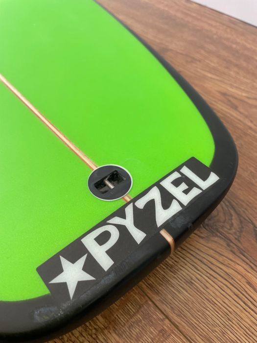 Prancha de Surf Pyzel Gremlin PU 5’7 futures (made in UK)